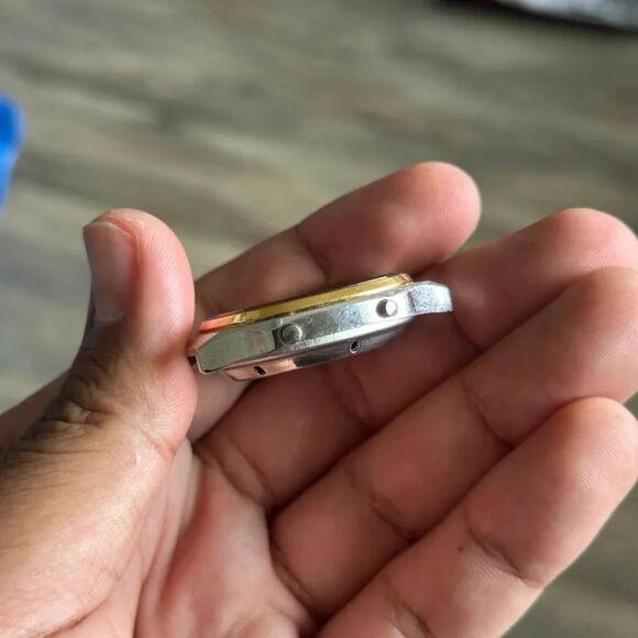 Vintage RARE Pateau LCD International City Watch - Picture 3 of 5